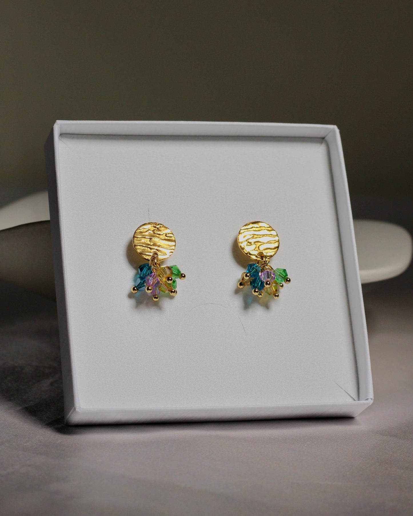 Vintage-nappikorvakorut, moniväri